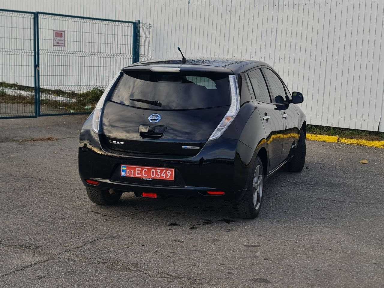 NISSAN Leaf електрокар