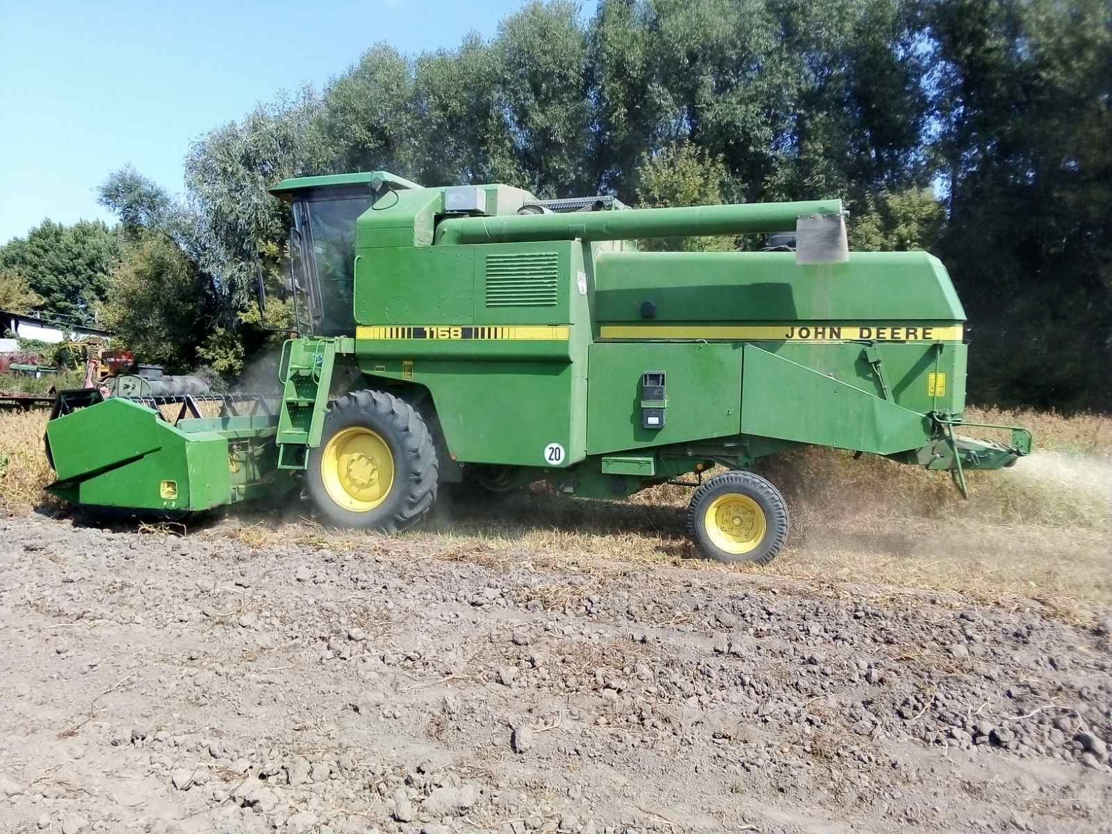 Комбайн John Deere 1158