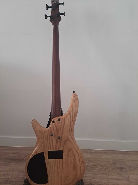 Ibanez SR600 - gitara basowa