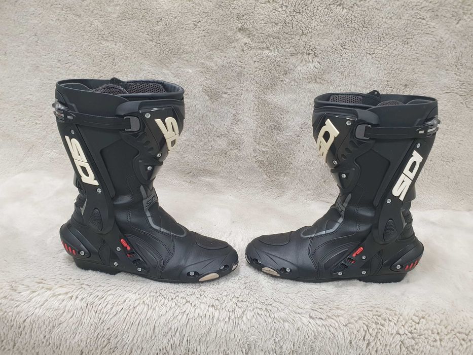Sidi St 45 , sportowe buty motocyklowe