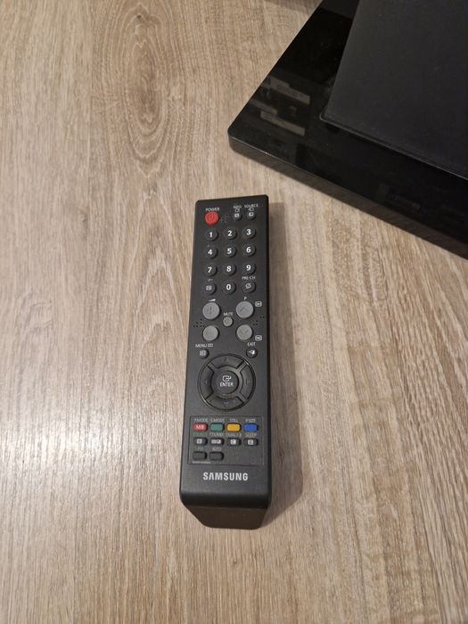 TV/Monitor Samsung Syncmaster 225mw