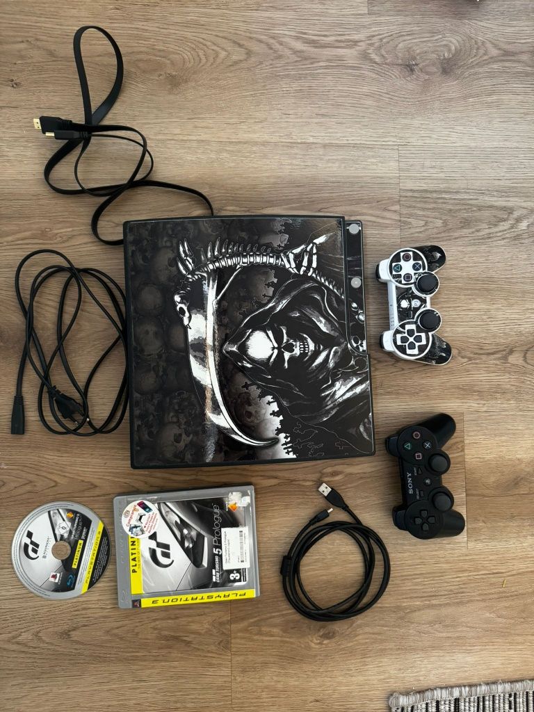 PlayStation 3 com 2 comandos  HEN +5000 Jogos económico