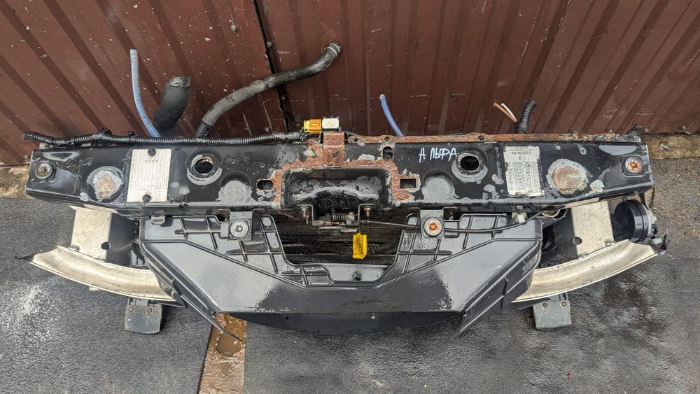 Телевізор alfa romeo giulietta 2010 рік