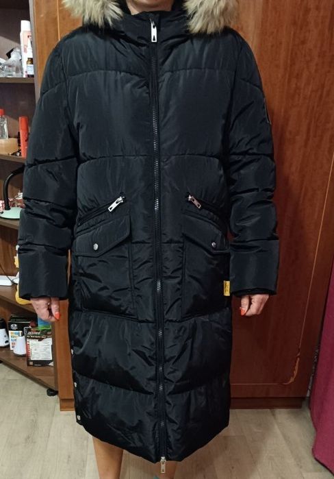 Пальто жіноче нове зимове тепле чорного кольору