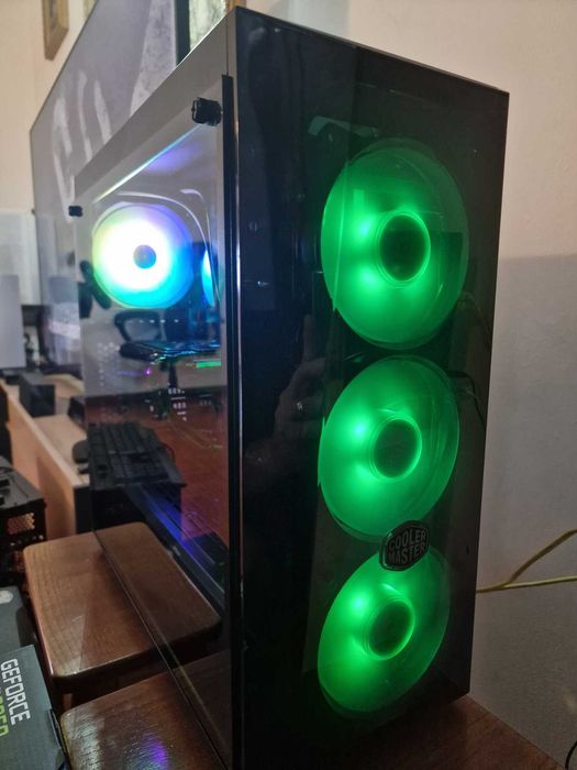 Torre Gaming I7 / RTX 3050 8GB / 32 GB Ram TForce / 1 TB SSD + 250 SSD