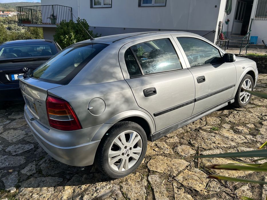 Caro opel astra gasolina