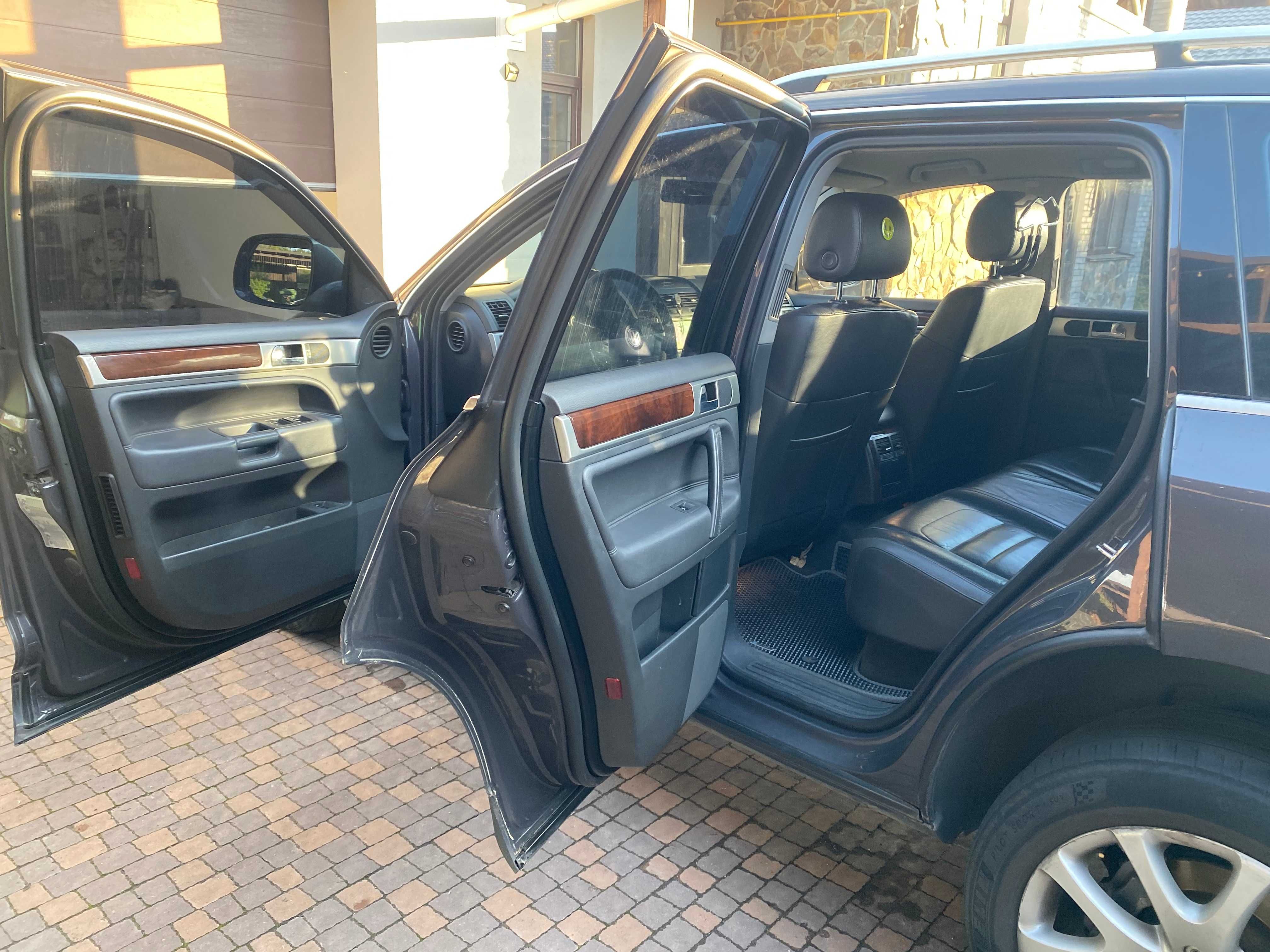 Volkswagen Touareg 2008 3.0 TDI AT (240 к.с.) 4Motio