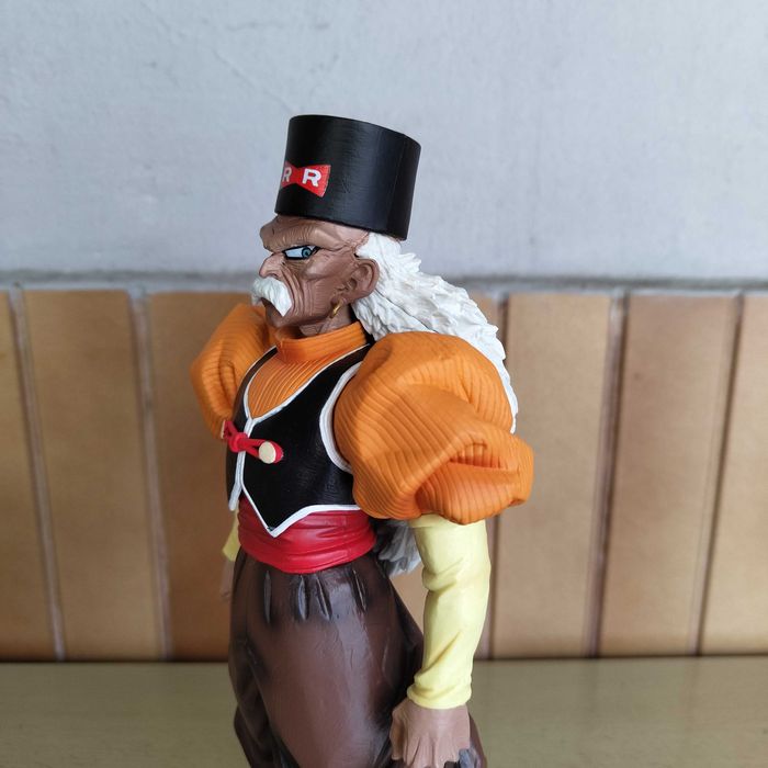 Figura Android 20 Dragon Ball com 25Cm