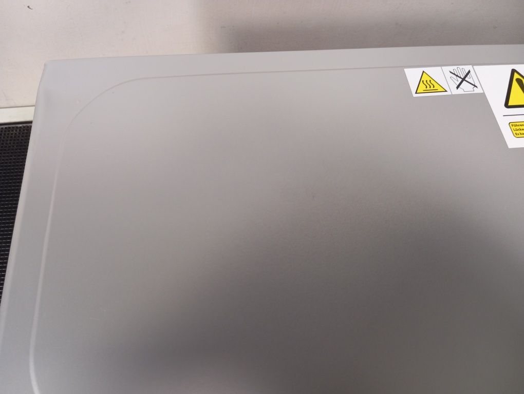 Kuchenka mikrofalowa Mikrofalówka 20L 800W TOSHIBA MW2-MG20PF SL (NK)