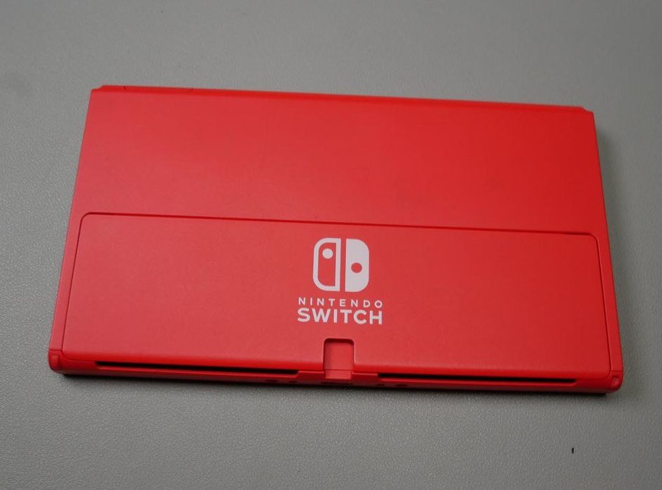 Konsola Nintendo Switch OLED Czerwona Mario Red
