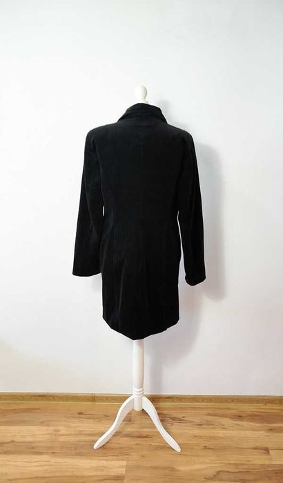 Naf Naf czarny sztruksowy płaszczyk