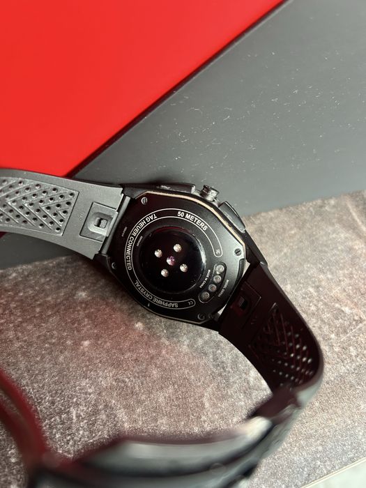 smartwatch Tag Heuer