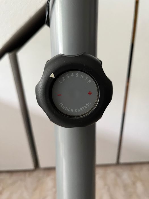 Bicicleta estática com 8 niveis de resistência