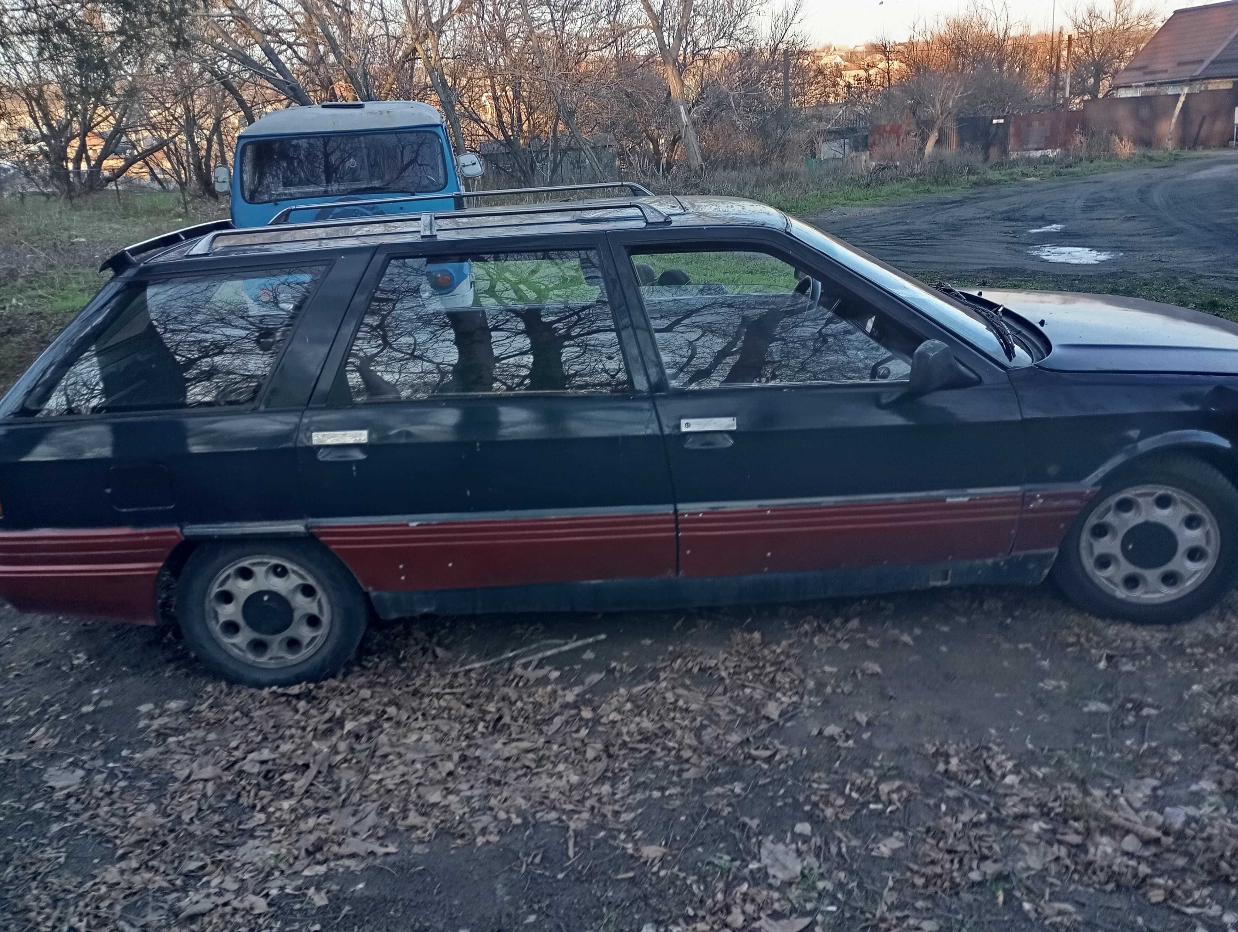 В рассрочку Renault 21 на газу
