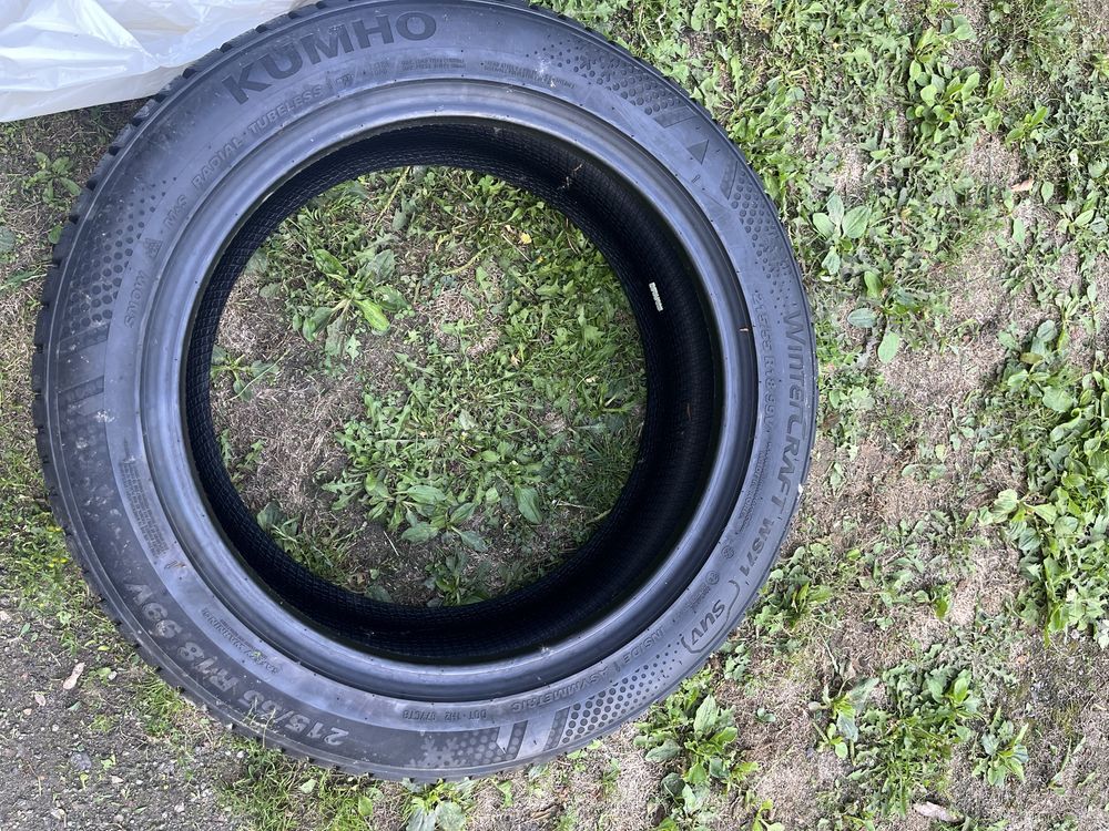 4 x Kumho wintercraft ws71 suv 215 55 r18 99v xl