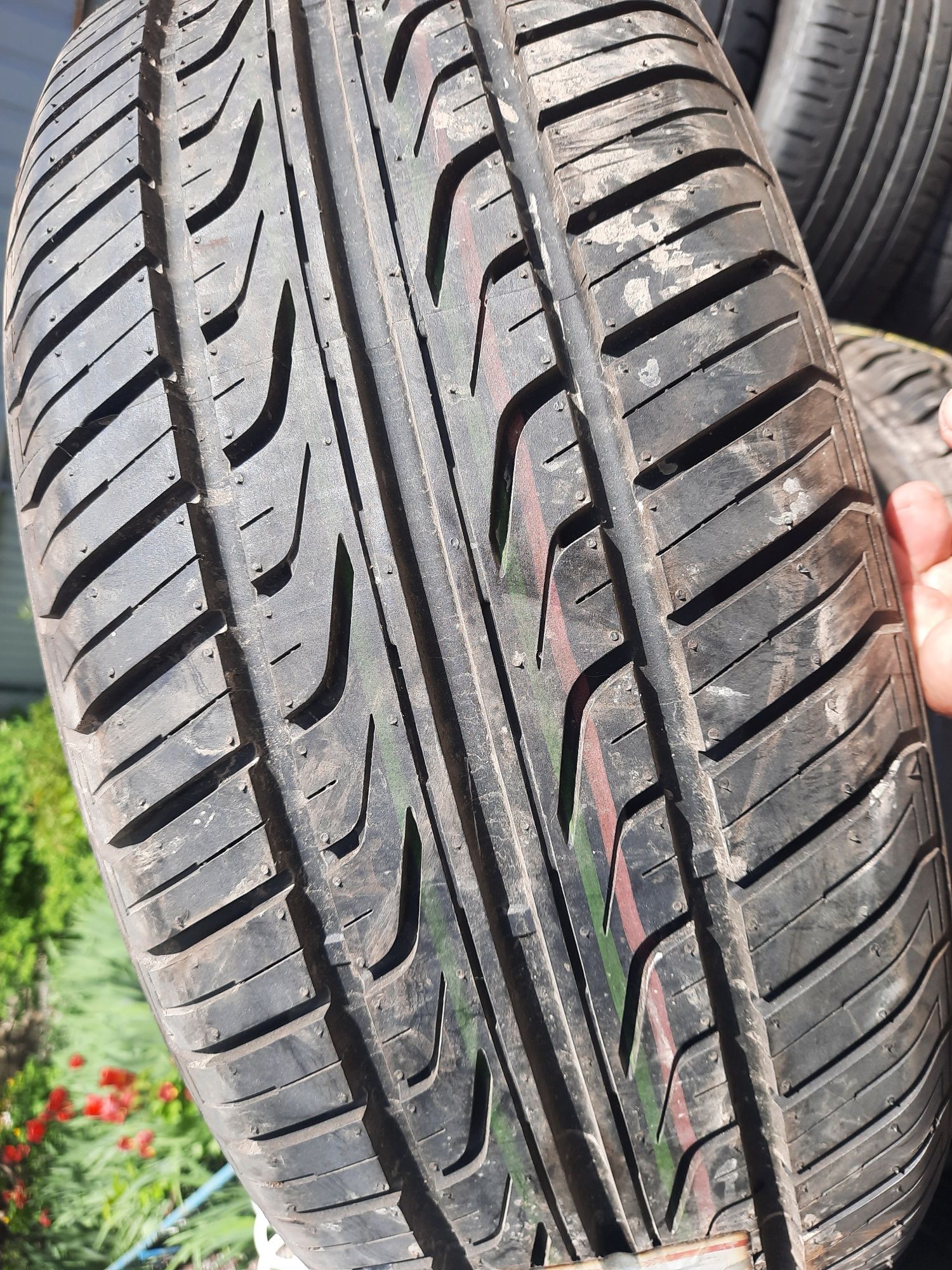 Літні шини (летняя резина) 215/60r15 Kumho PowerMax 769