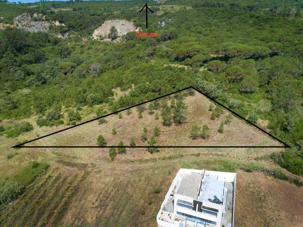 Terreno de Colina para Residência de Luxo em Famalicão, Nazaré.