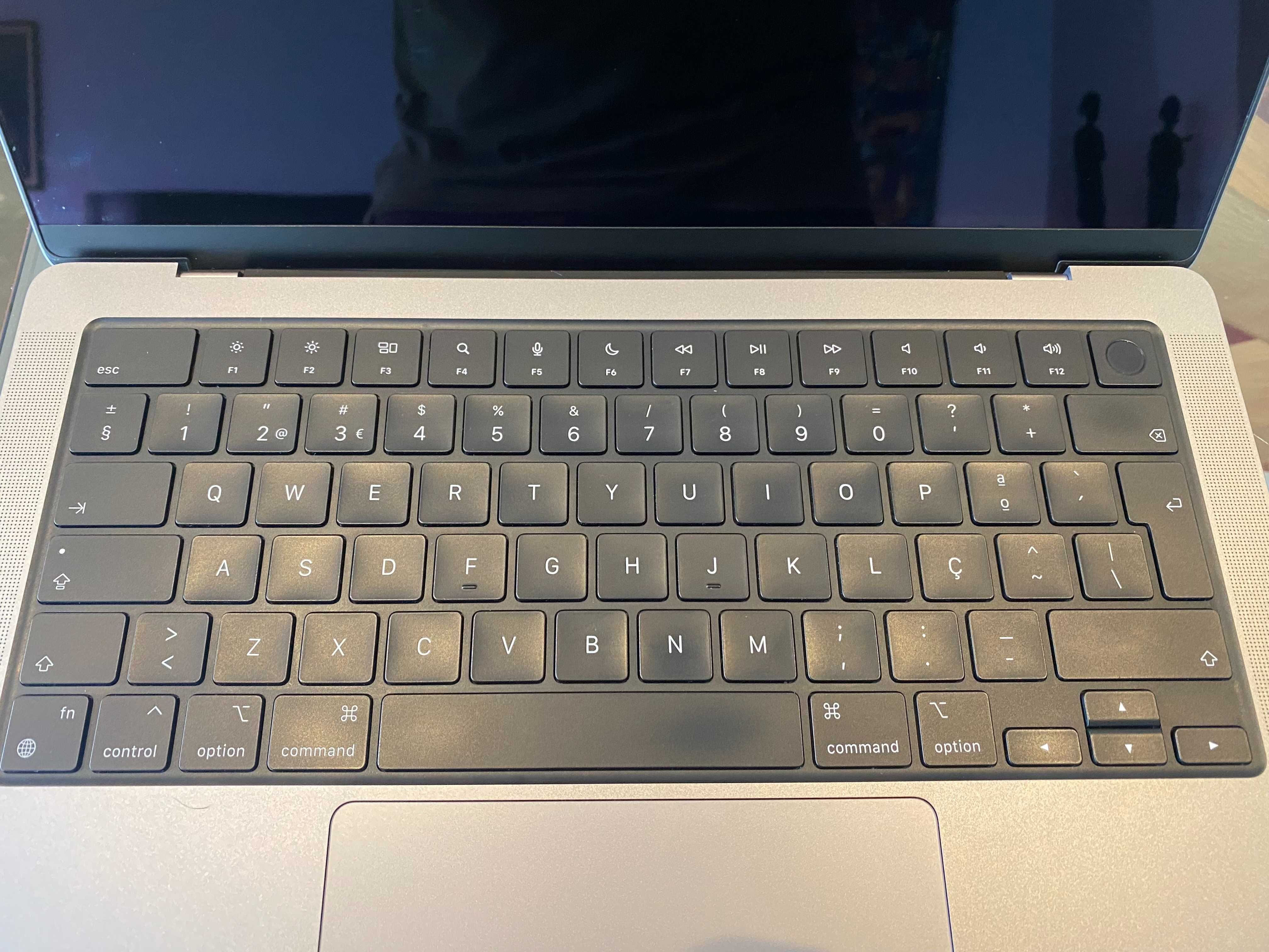 Apple MacBook Pro "M1 Pro" 8 CPU/14 GPU 14" (2021)