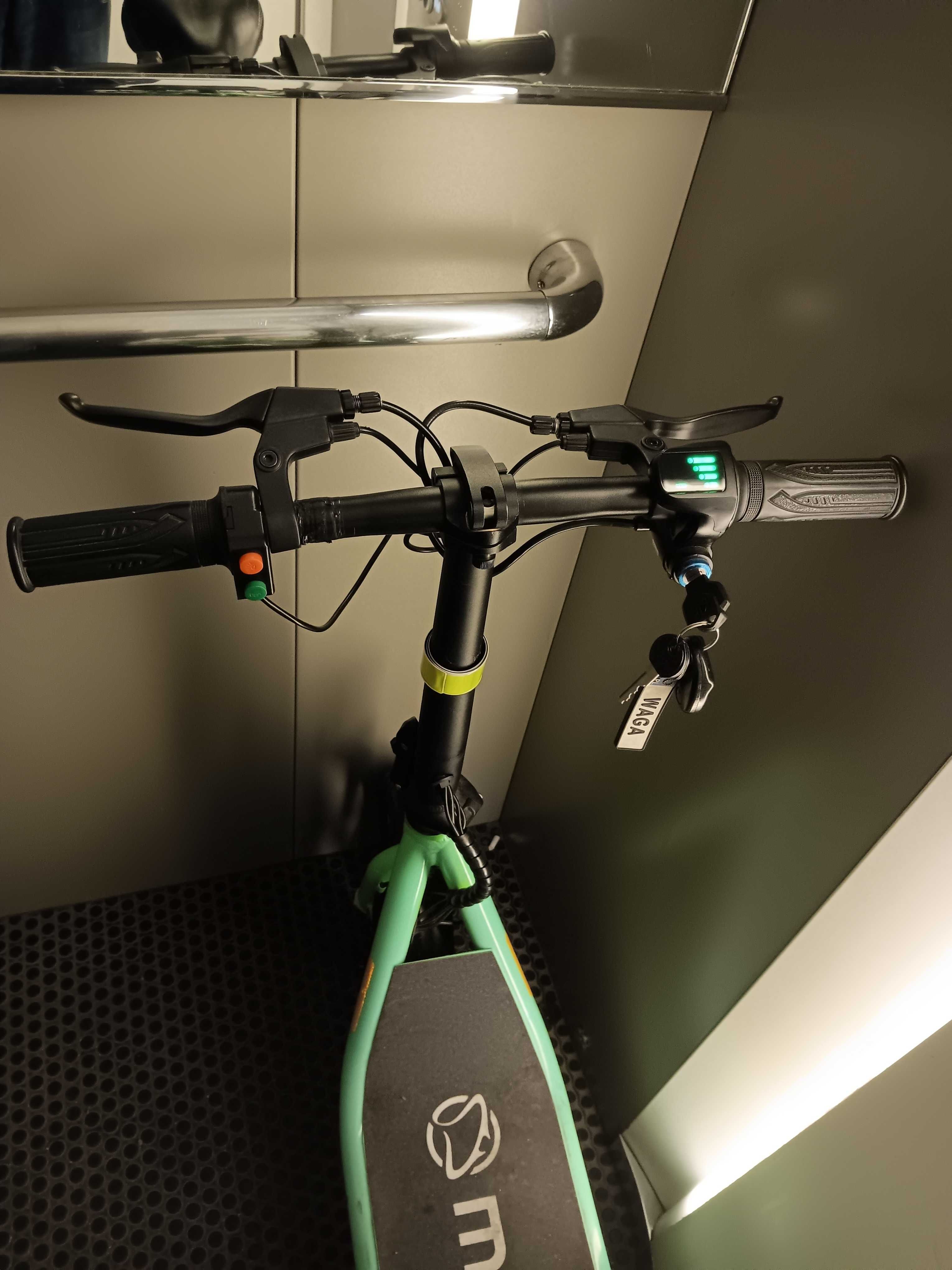 Sprzedam hulajnogę elektryczną z siodełkiem