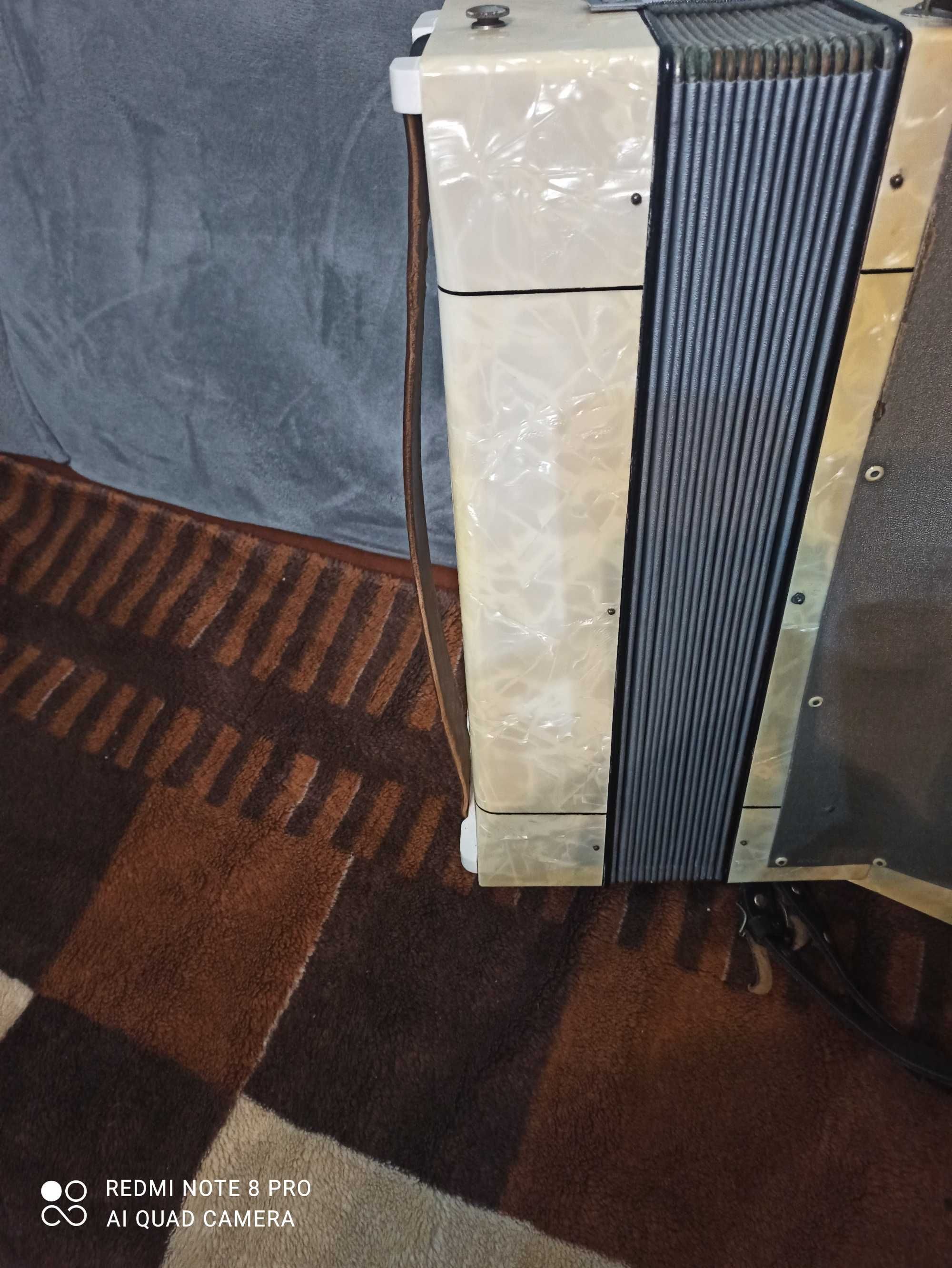 Akordeon hohner 120 bas 4 chóry