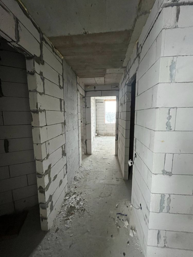 2  кім на Білогірській в зданому будинку
