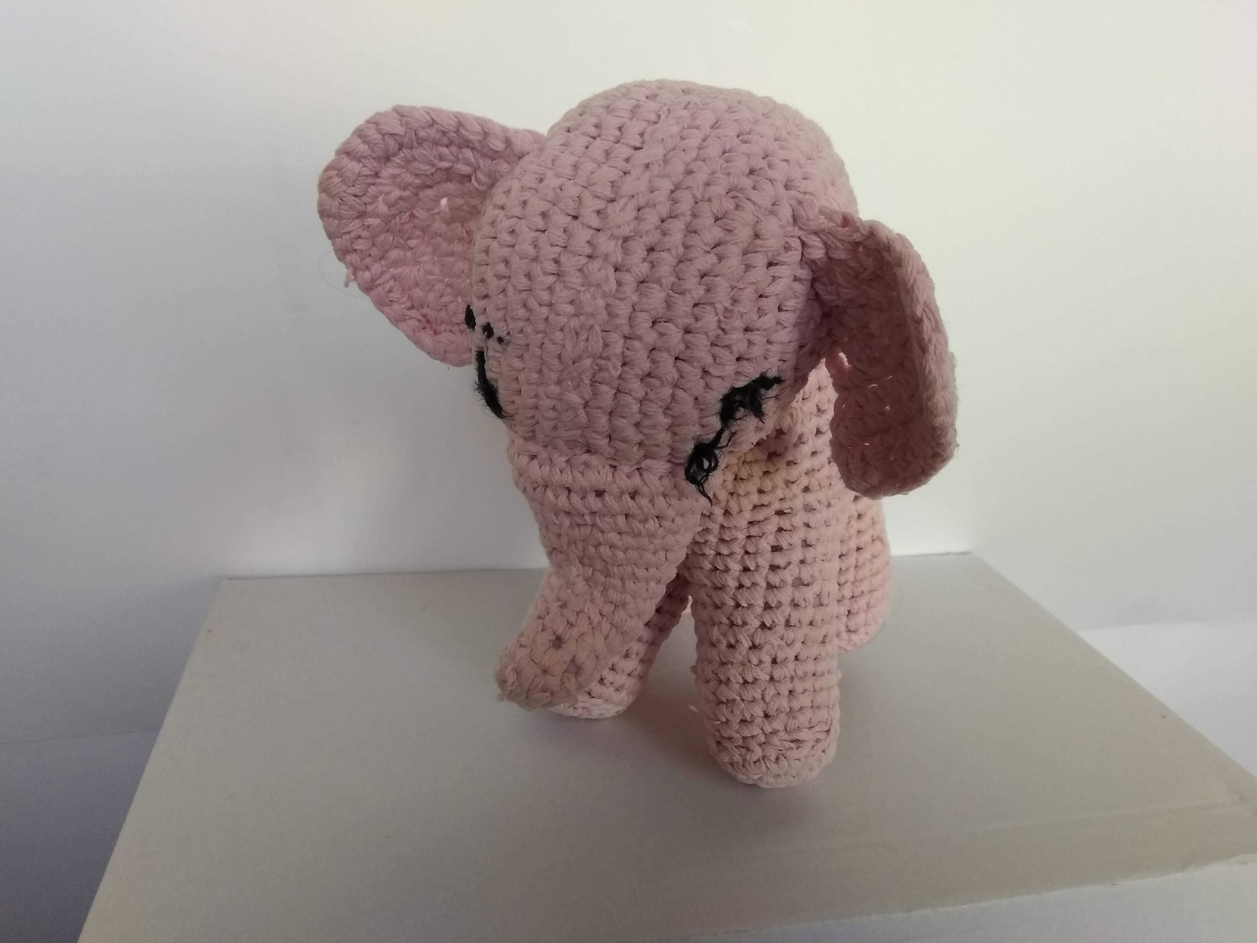 Розовый слоник 19х19 см слон