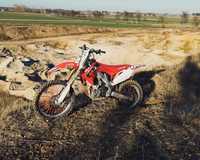 Honda CRF.  250R.