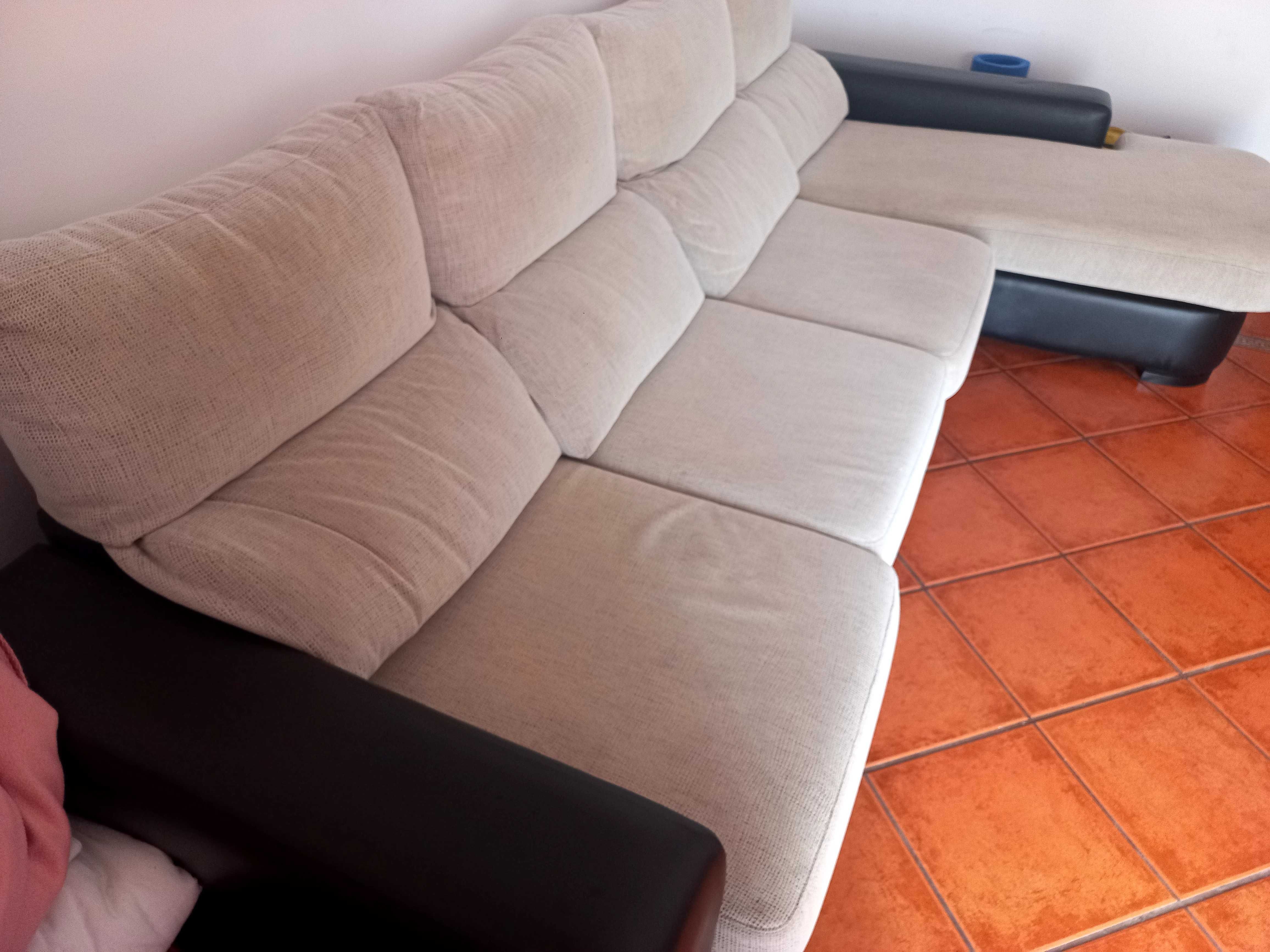 Sofá chaise long