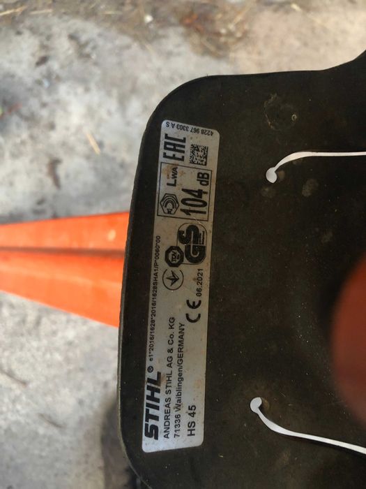 Corta Sebes a Gasolina HS 45 - 60CM Stihl