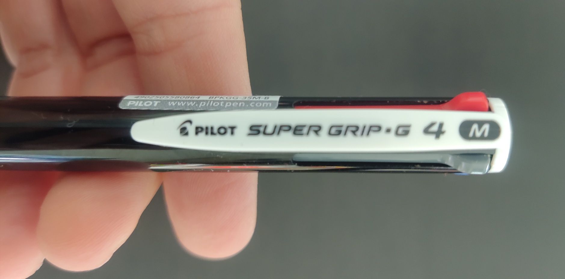 Esferográfica Pilot Super Grip 4 cores