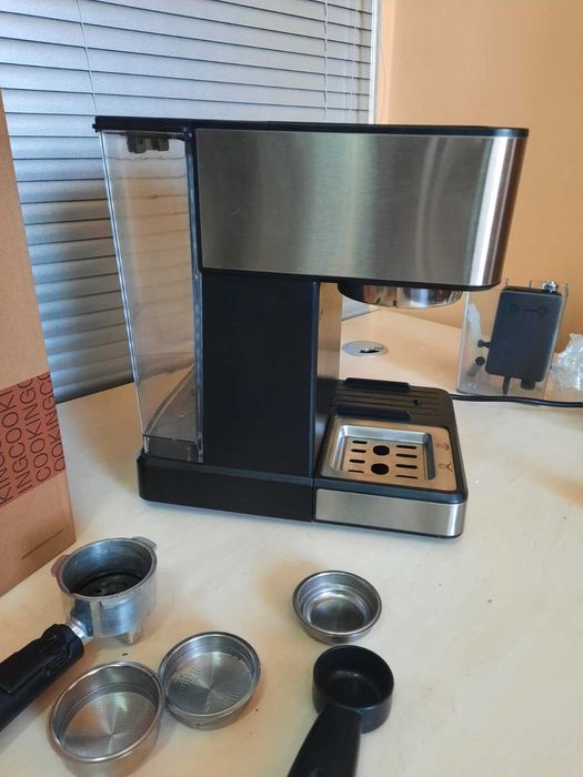 кавомашина  капучинатор  кавоварка капучино лате 20 бар