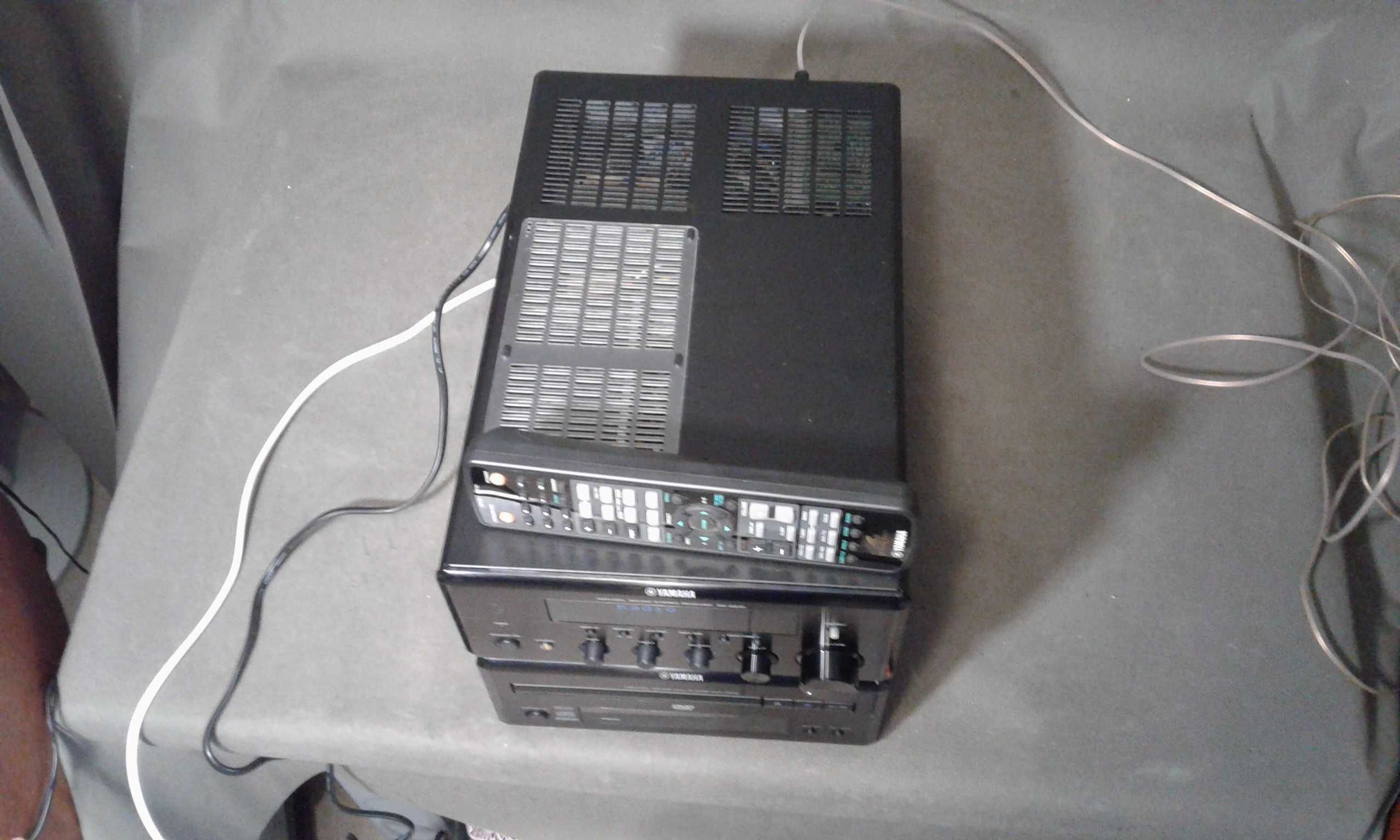 YAMAHA RX-E810,pilot,wieża stereo