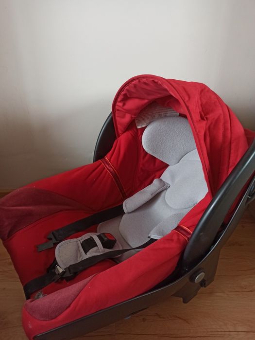 Fotelik nosidełko Bebe Confort Creatis Fix 0-13 kg