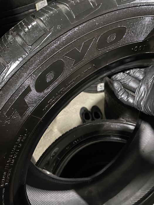 225/55 R16  Toyo SnowProx комплект шин зимних.