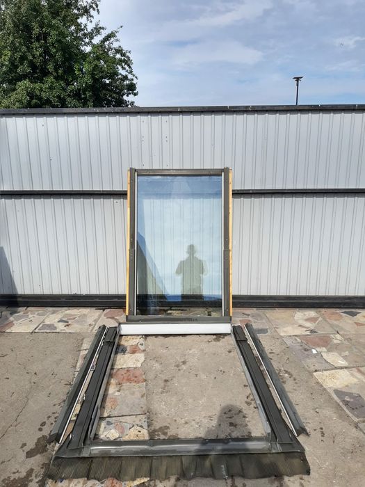 Okna dachowe VELUX 94x140 dowóz 2 sztuki