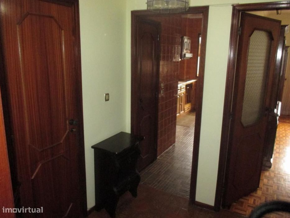 Quarto - localizado em Vila nova de gaia