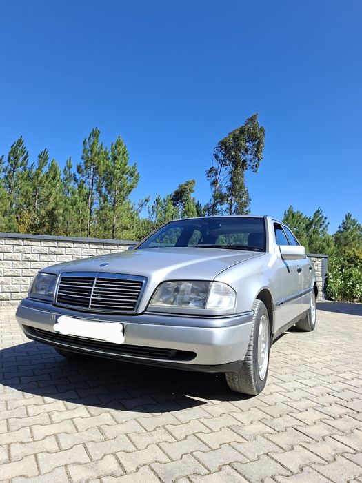 Mercedes-Benz C200