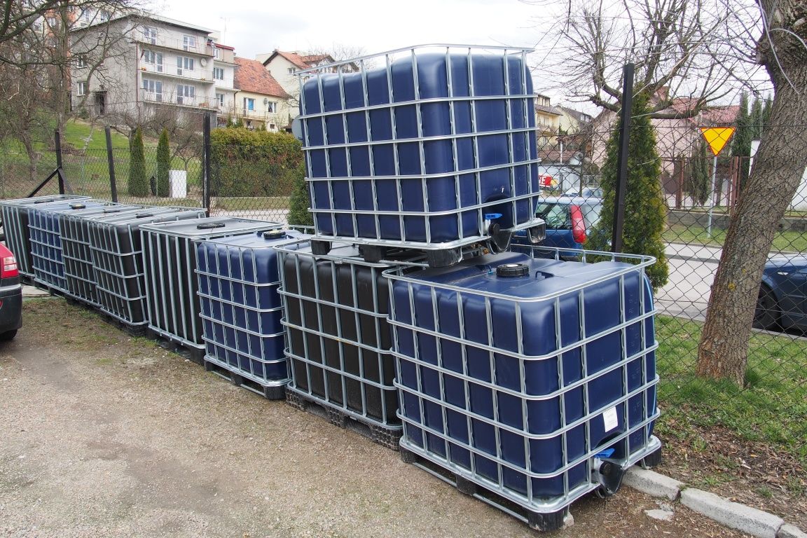 Mauzer , Zbiornik 1000 litrów .Raz użyte .Możliwy transport.