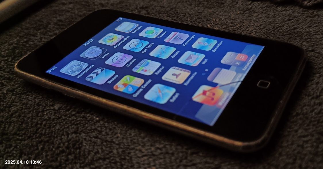 Apple iPod Touch 2Gen. 8gb. (MB528FD)