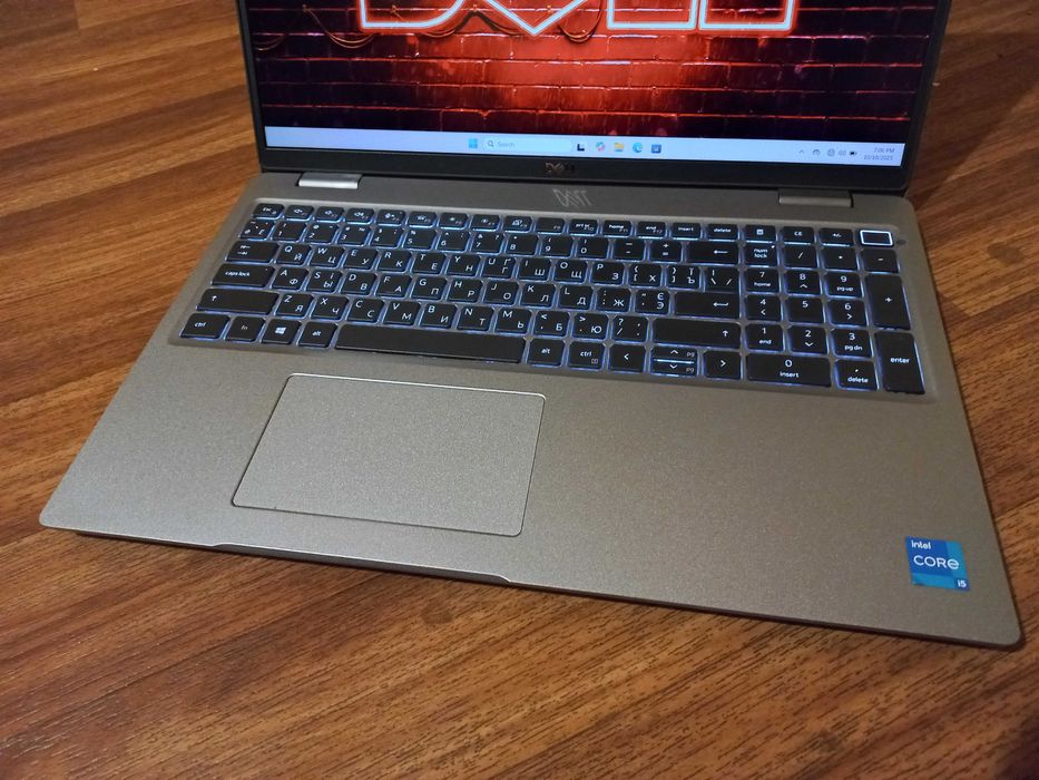 Игровой СВЕЖАК DELL 5520 + (Core i5 11" го покол) + 16 RAM + КАК НОВЫЙ