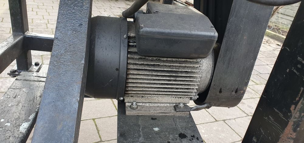 Kruszarka węgla, młynek 230V