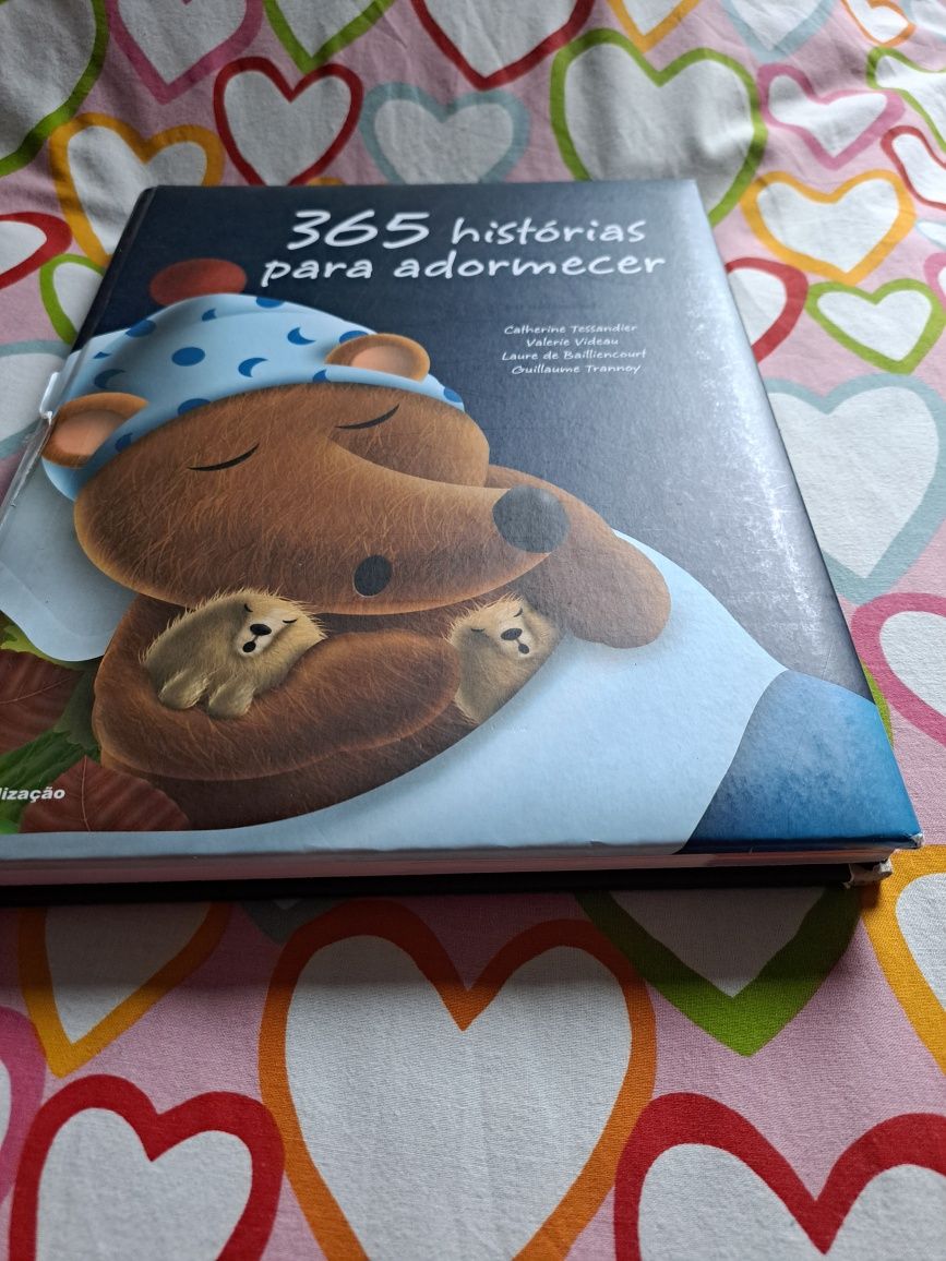 Livro 365 histórias para dormir