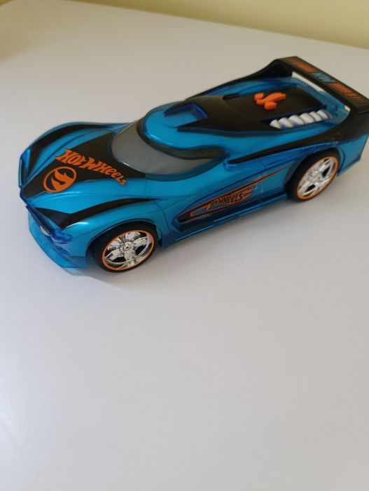 Хот вилс Машина Супер гонщик Hot Wheels