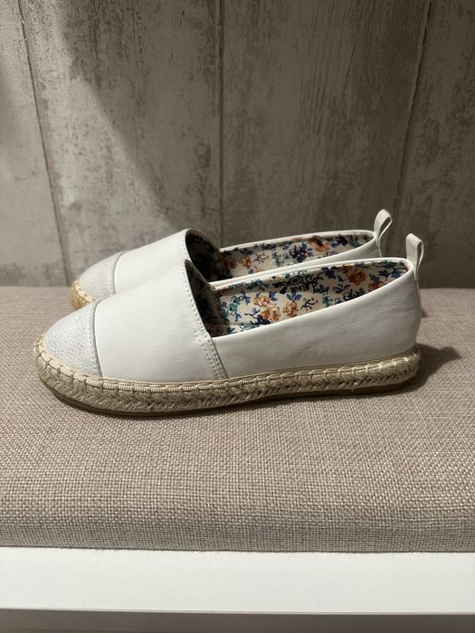 Białe espadryle 36