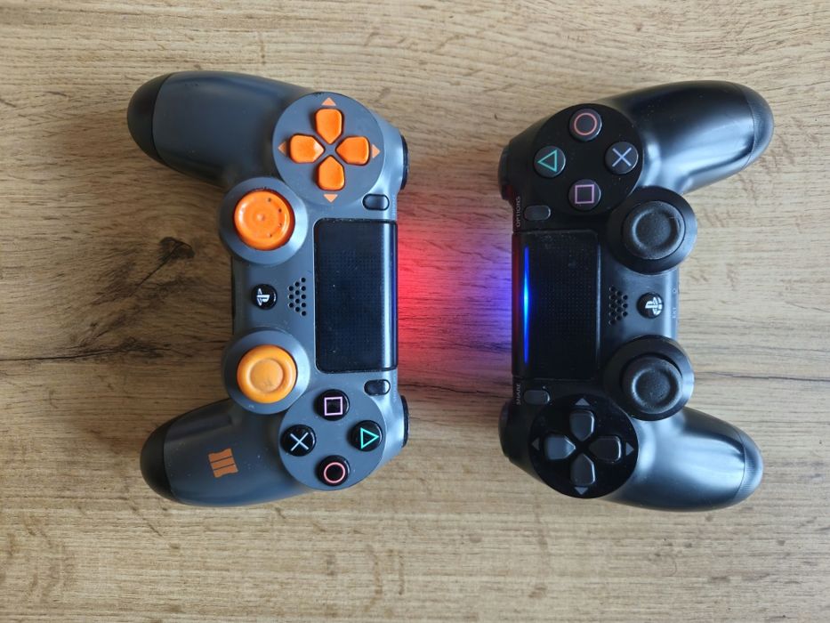 PS4 Pro + VR v2 (2 x move +aim kontroler) + 2 pady + 6 gier