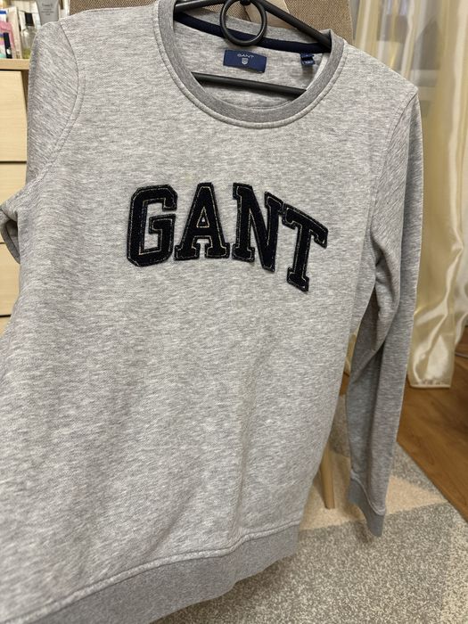Свитшот Gant  в отличном состоянии размер