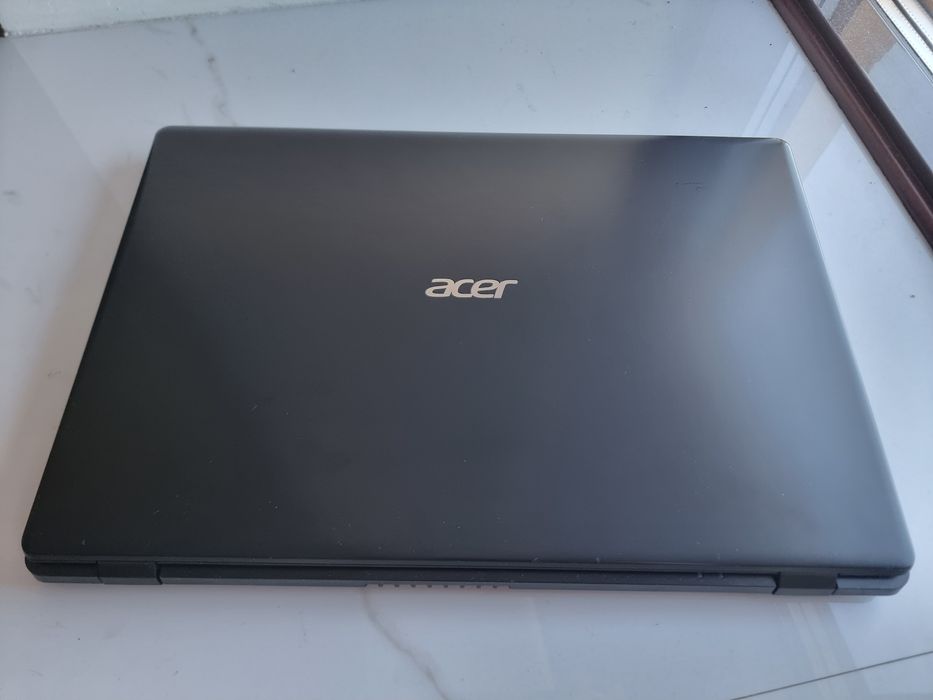 Acer "17.3  Core i5-1035G1, SSD + 1000gb HDD,  RAM 8