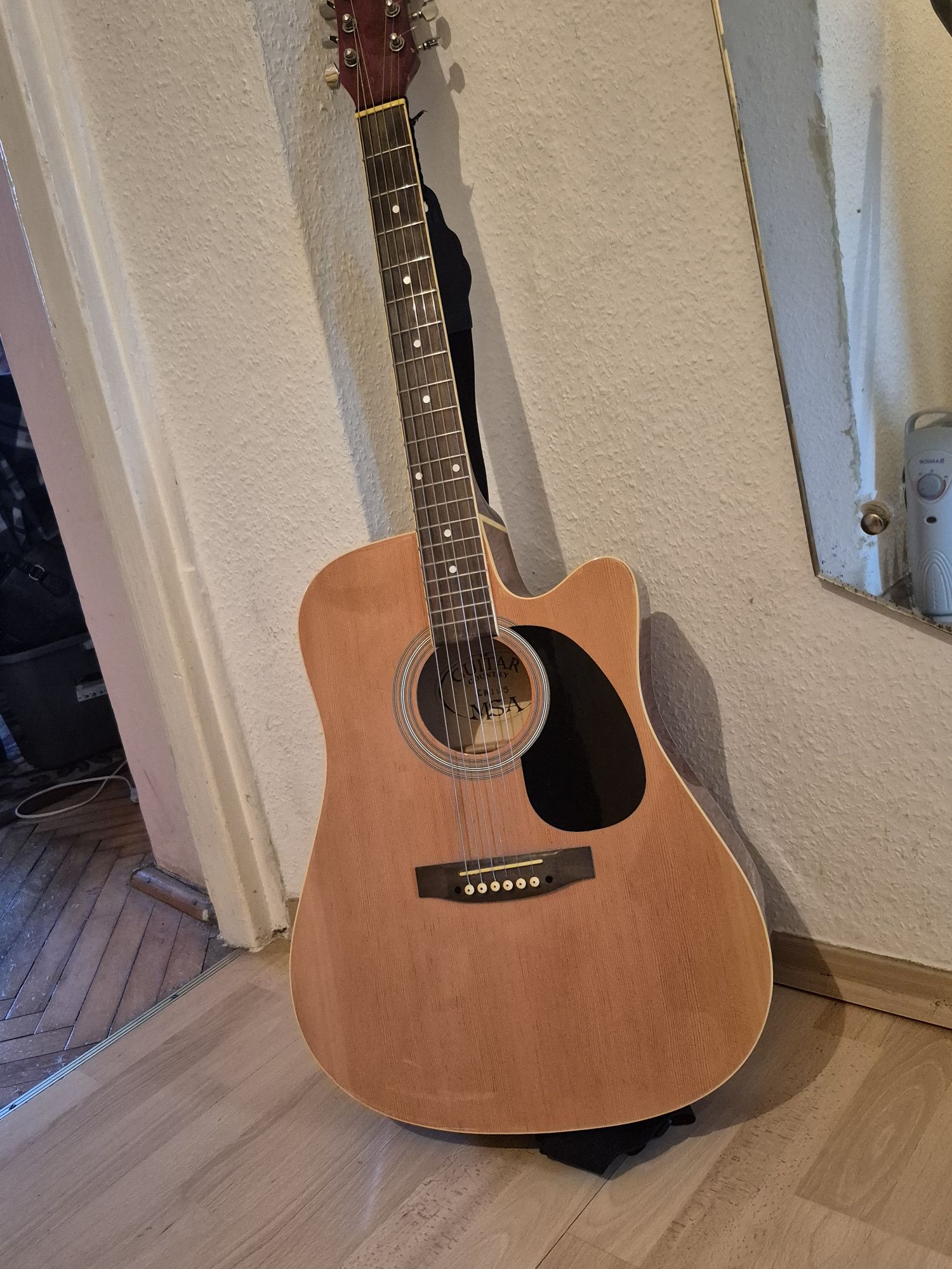 Gitara elektroakustyczna
