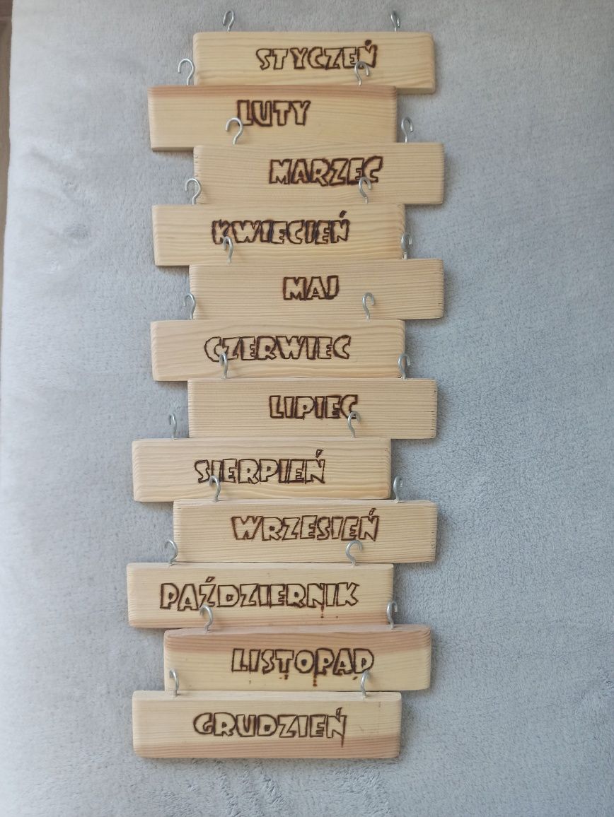 Drewniany kalendarz wieloletni- hand made