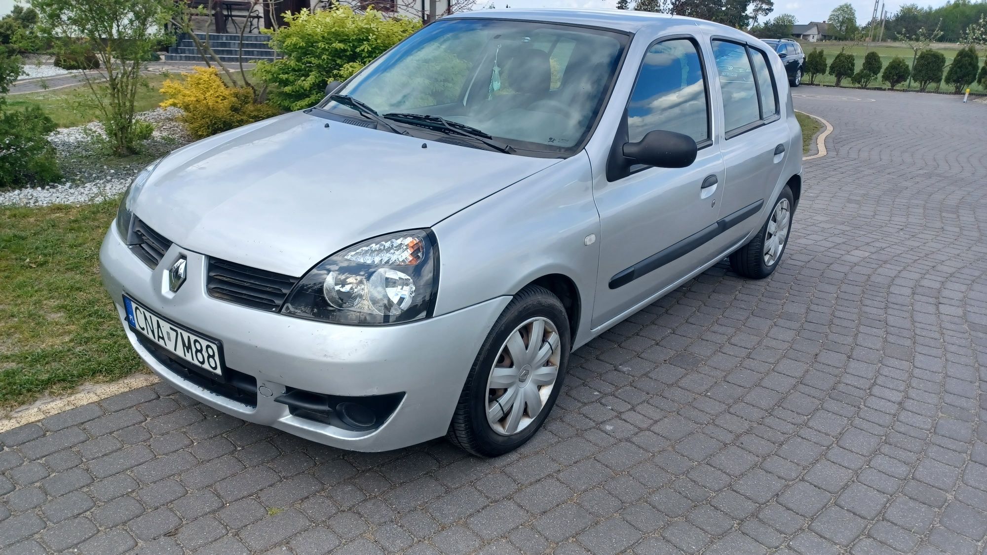 Renault Clio 1.5dci 2007 rok klima